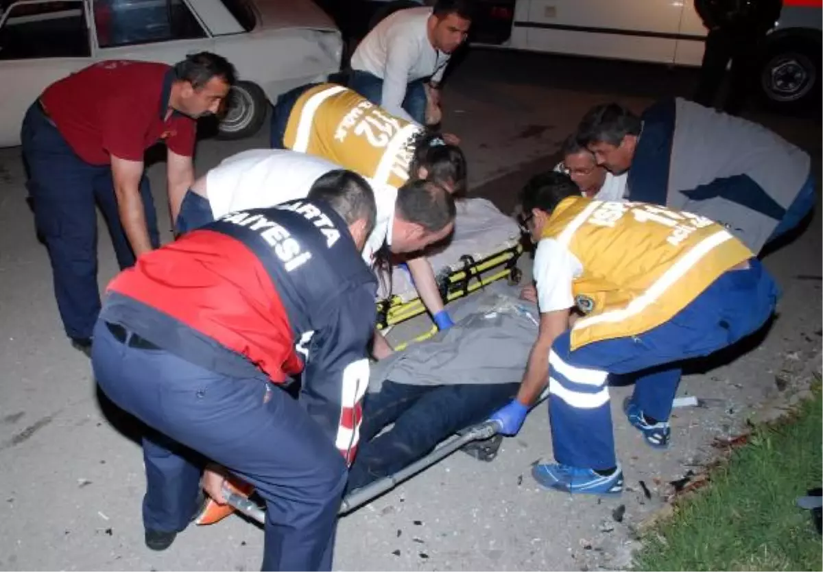 Isparta\'da 2 Kazada: 1 Ölü, 7 Yaralı