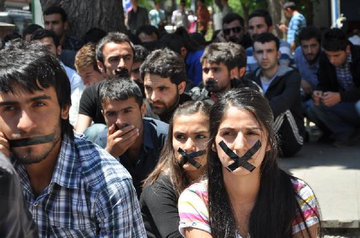 Kars\'ta Gözaltılar Protesto Edildi