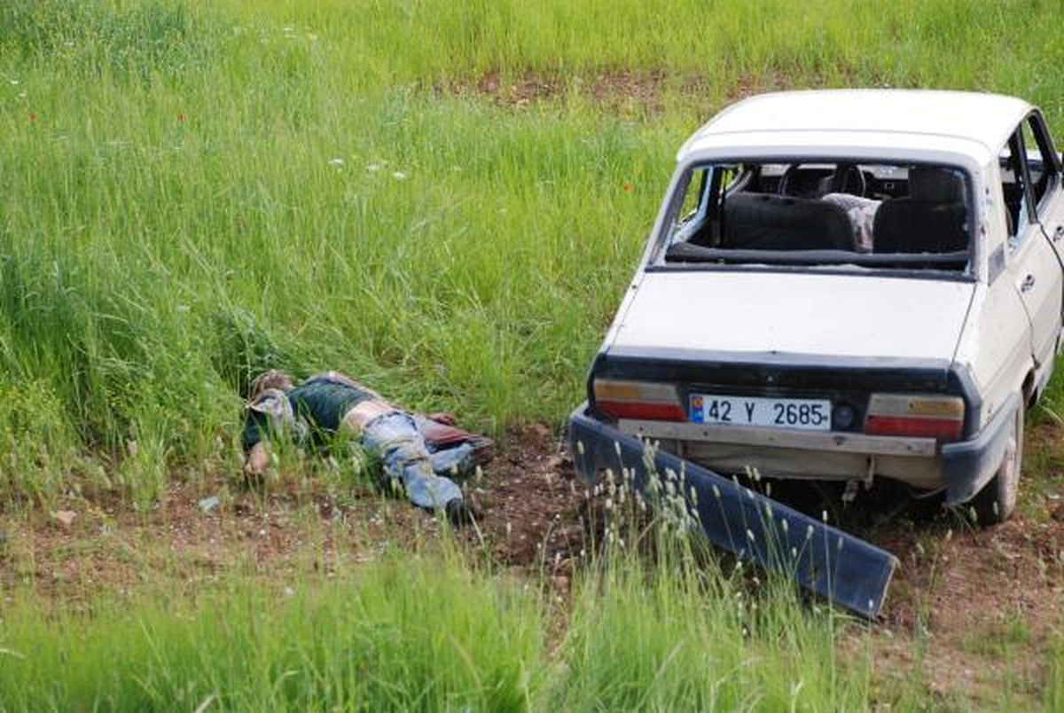 Konya'da 2 Kişi Silahla Öldürüldü (2)