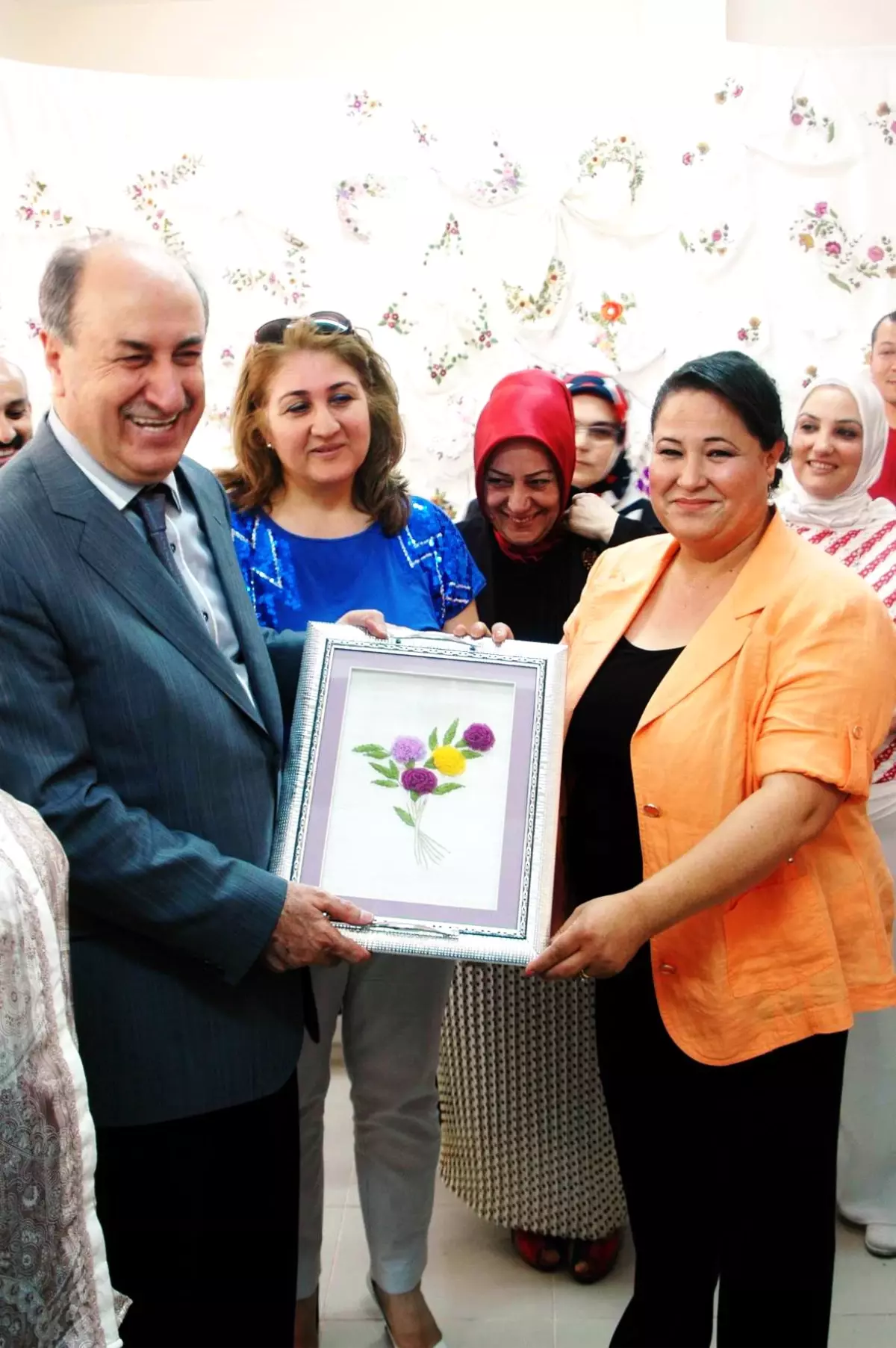 Sergilerini Açıp Sertifikalarını Aldılar