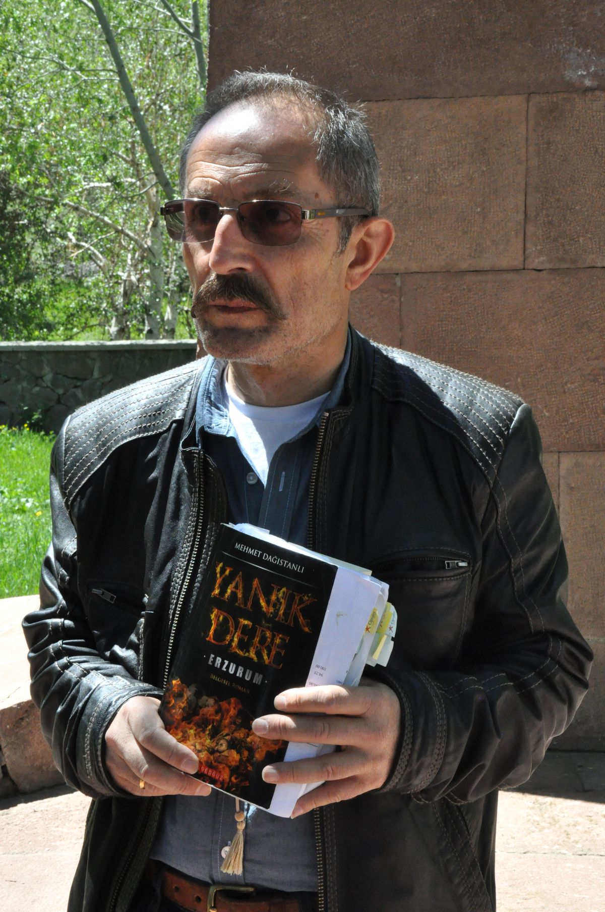 Tarihi Canlandırmak İçin Yürüyor