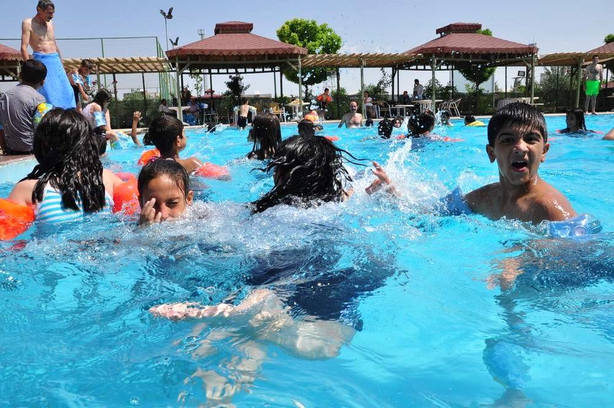 Uzmanlar Serinlemek İçin Girilen Havuzlara Karşı Uyardı