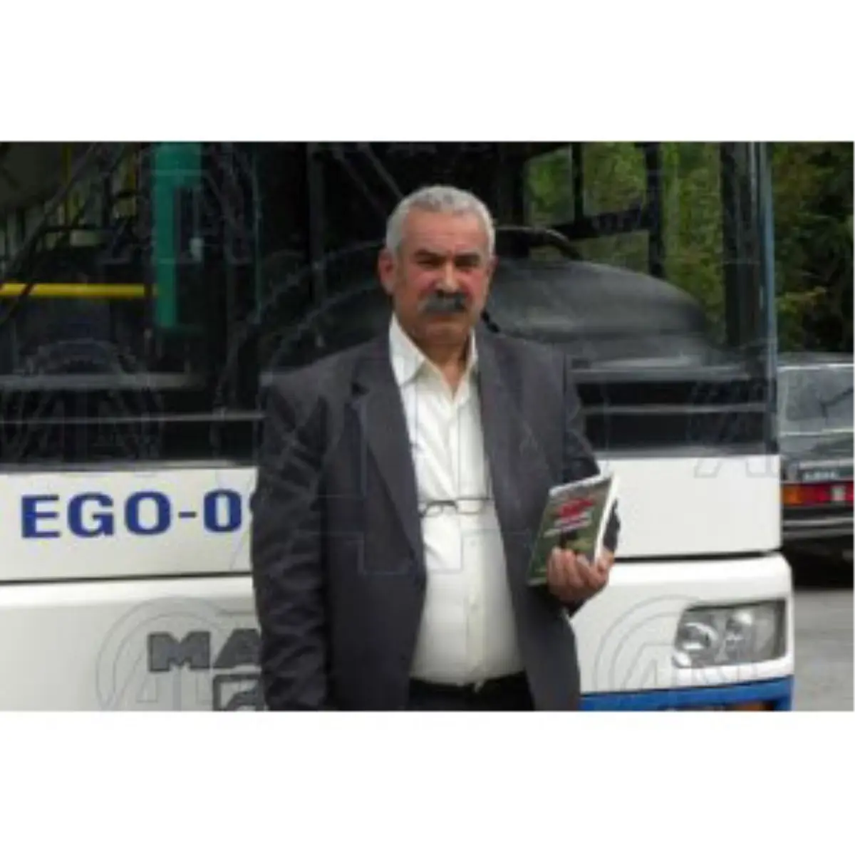 Yazdığı Şiirlerle Asfaltı Ağlatan Şoför