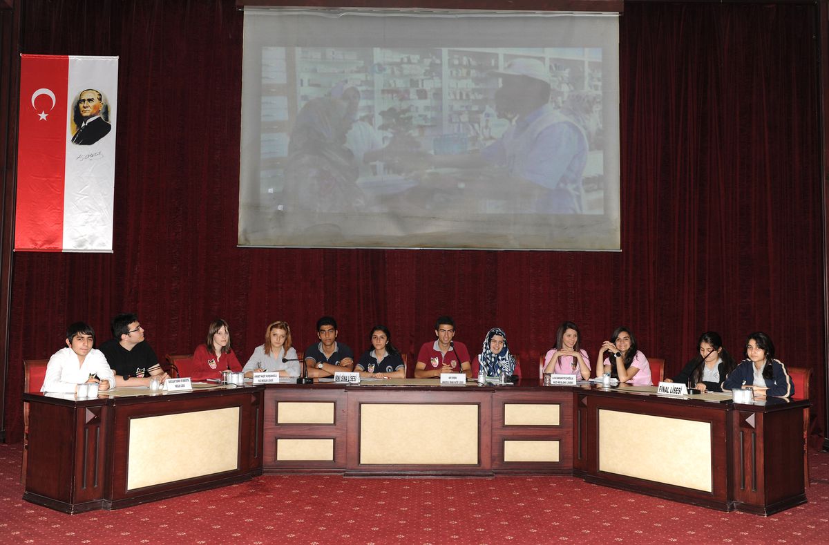 Bağcılarlı Öğrencilerden, "Cuma Günü 5 Dakika Çevre Vaazı" Önerisi