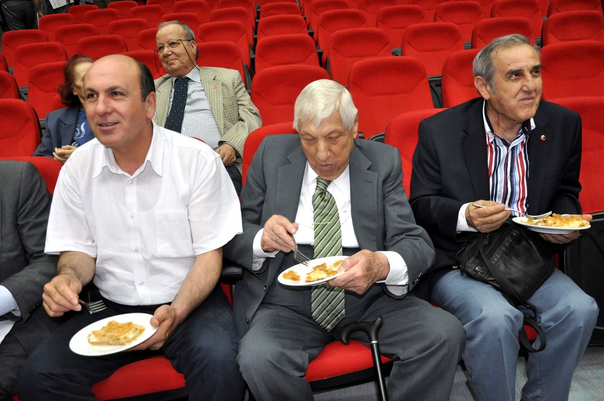 Balıkesir Lisesi\'nde 127. Yıl Kutlaması