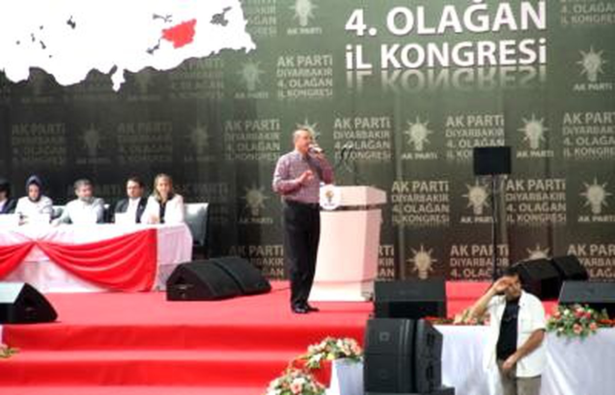 Başbakan Erdoğan(1): Diyarbakır Bizi Hiç Mahcup Etmedi