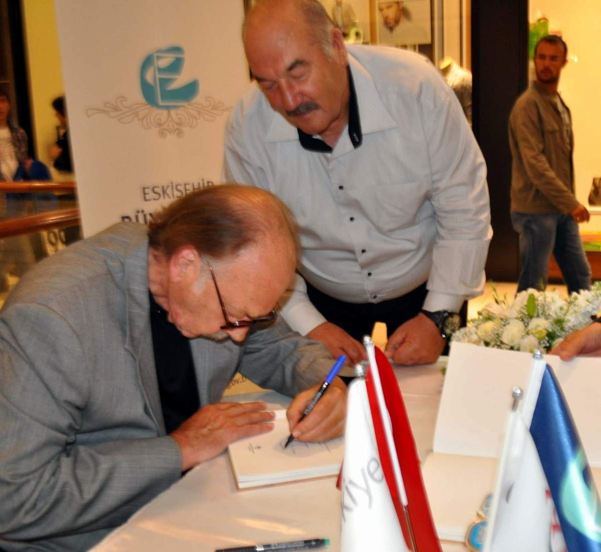 \'Bilinmeyen Türkler Sergisi\' Espark\'ta Açıldı