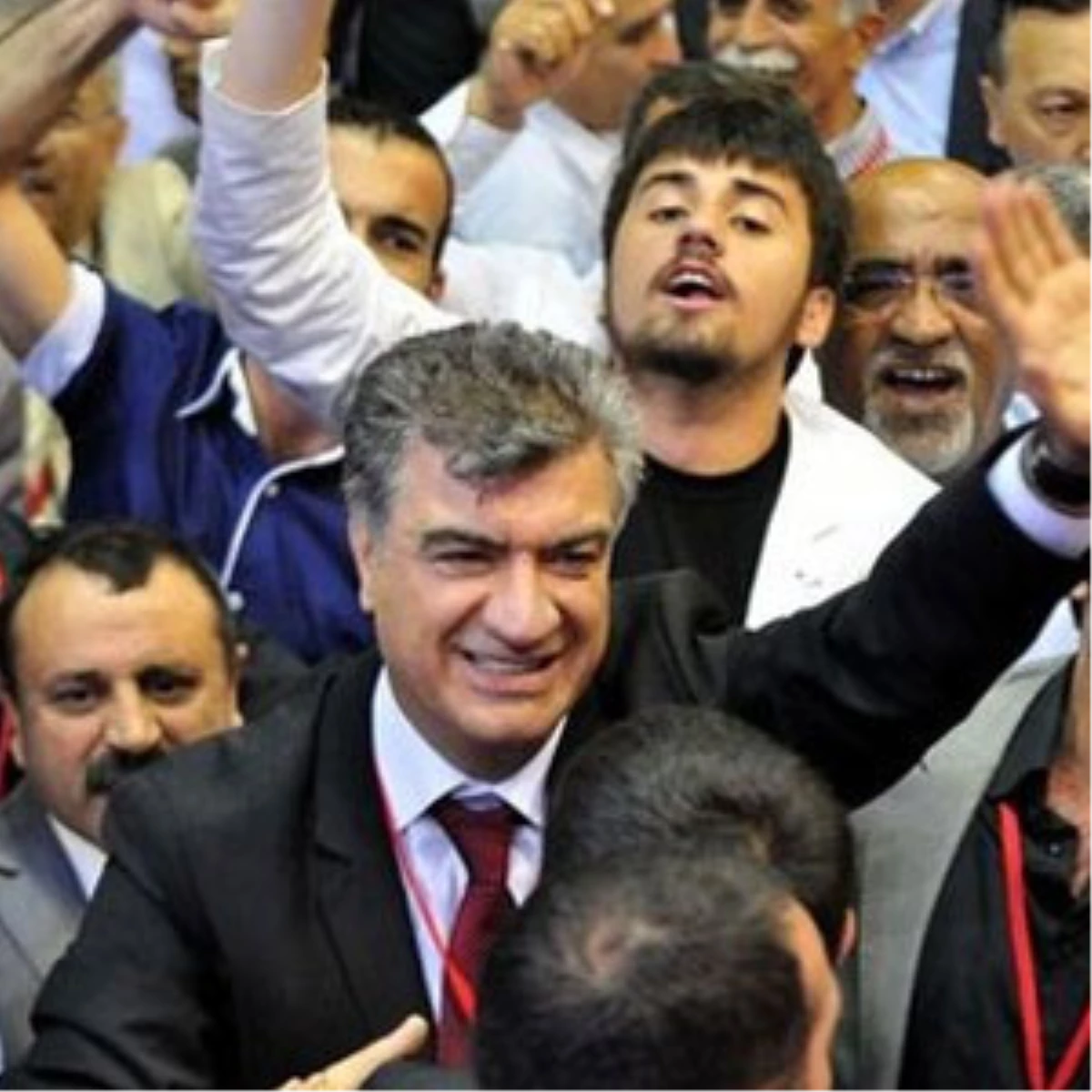 CHP İzmir İl Başkanlığına Ali Engin Seçildi