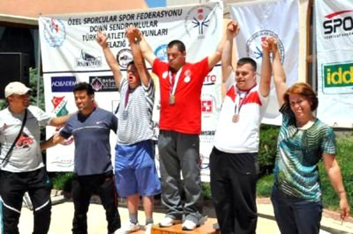 Down Sendromlu Sporculara Madalya