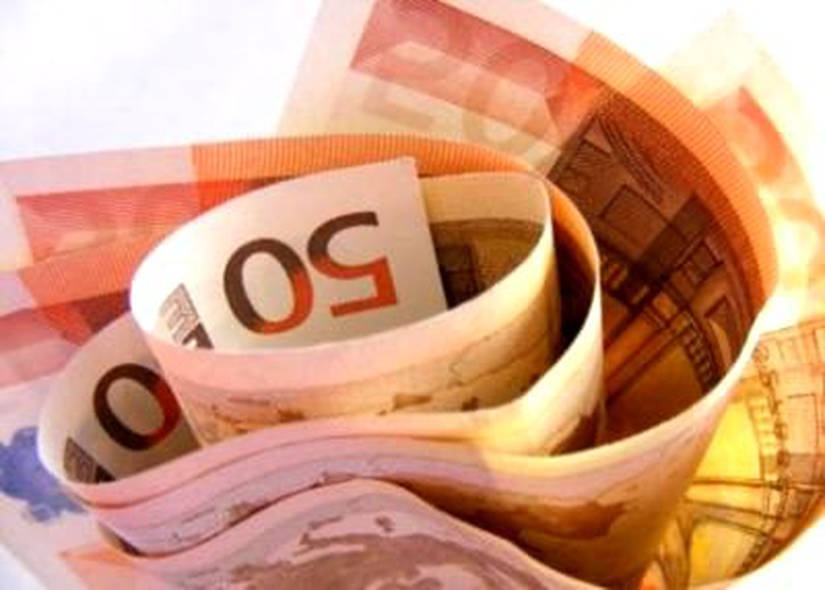 Gelişmekte Olan Piyasa MB\'leri Euro Satıyor
