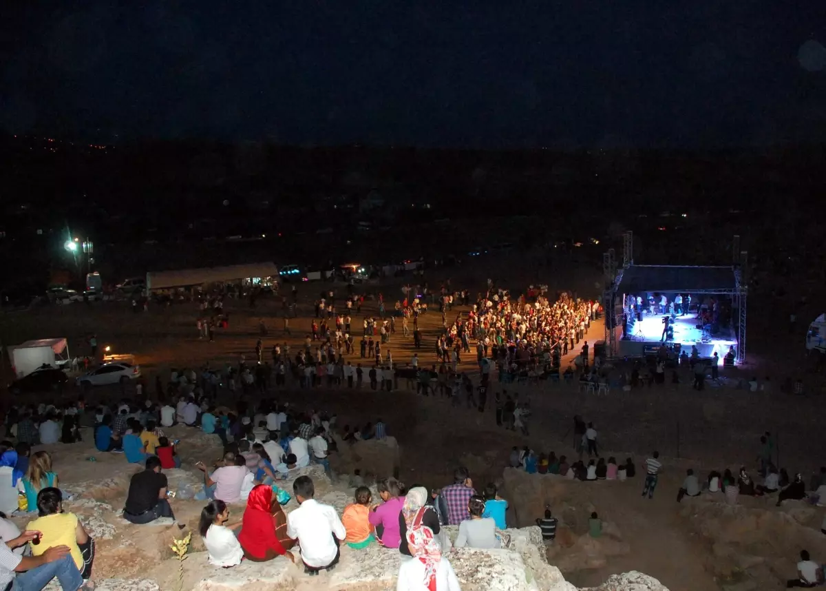 Gençlik Festivali\'nde Perre Antik Kenti Çöplüğe Döndü