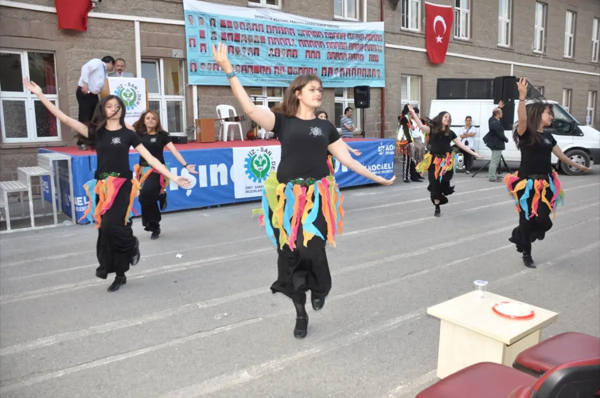 İzmit Sanat Okulu Mezunları Buluştu