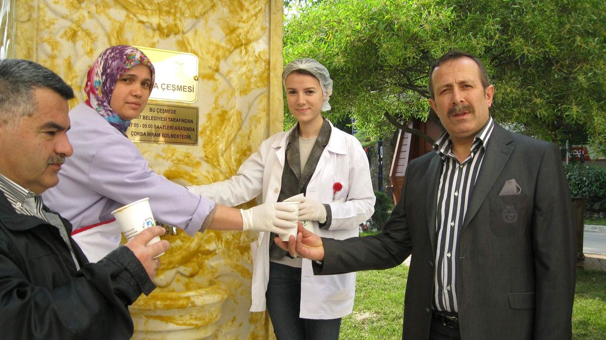 İzmit\'te Çorba Çeşmesinden Binlerce Kişi Yararlandı