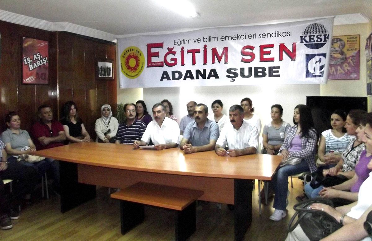 Karaca: "Sınav Sistemindeki Her Değişiklik Gençlerin Geleceğine İndirilmiş Darbedir"