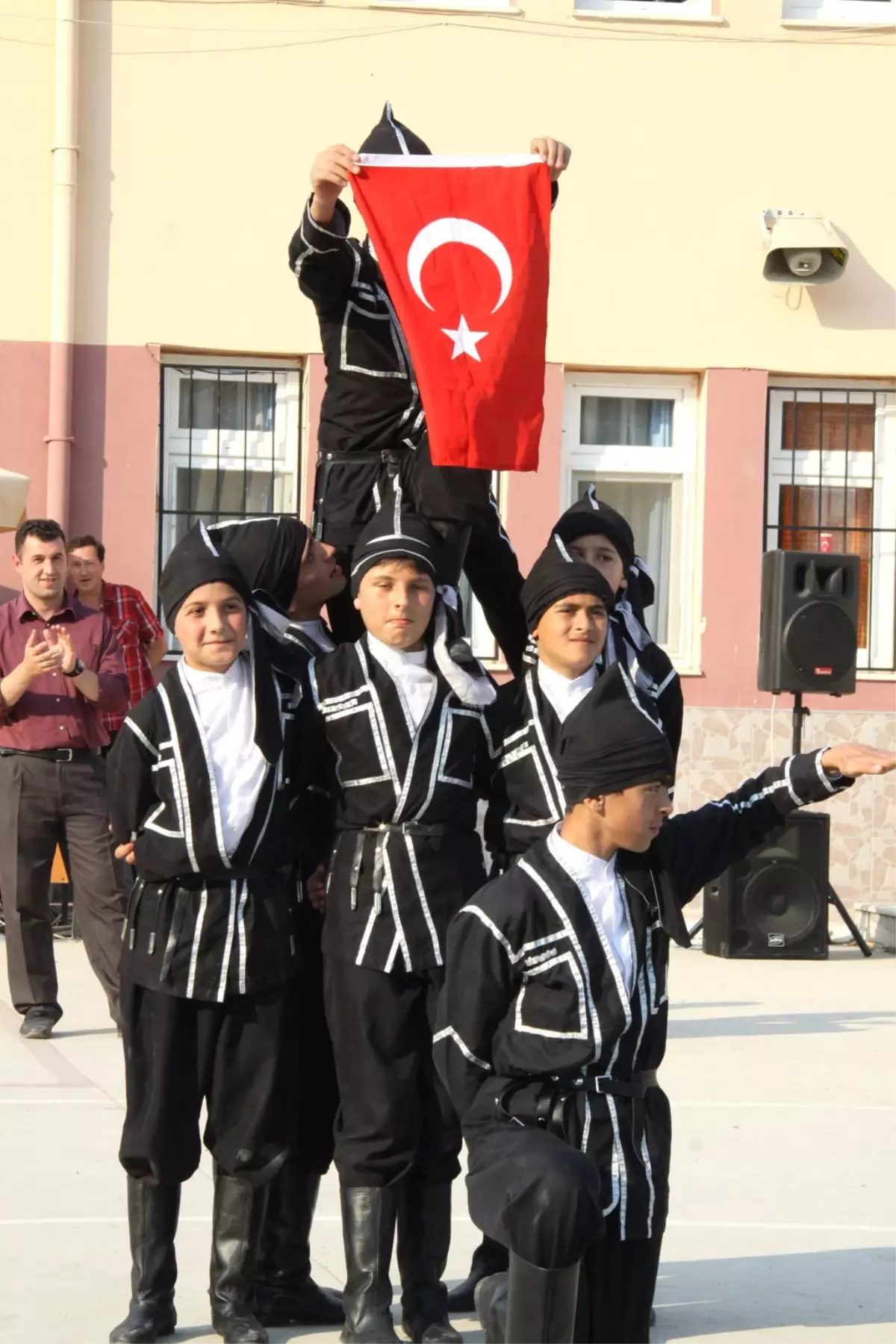 Kardeş Okullar Yaz Oyunlarına Coşkulu Final