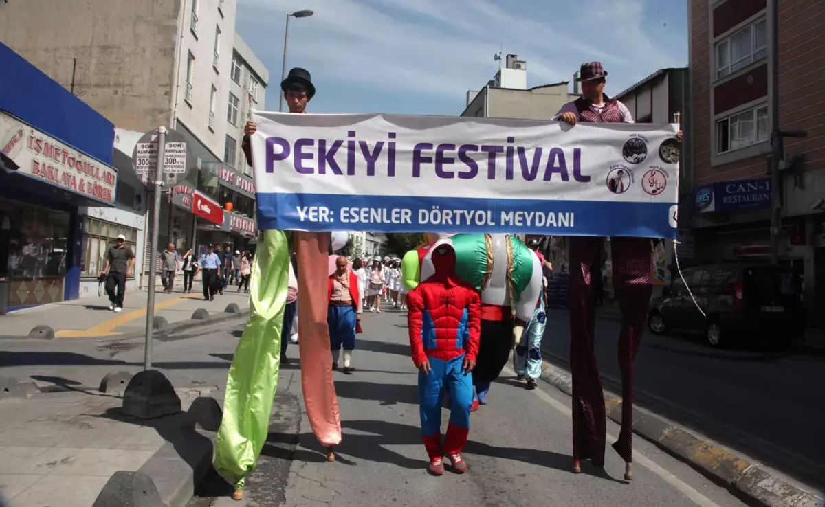 Pekiyi Festival Coşkuyla Başladı