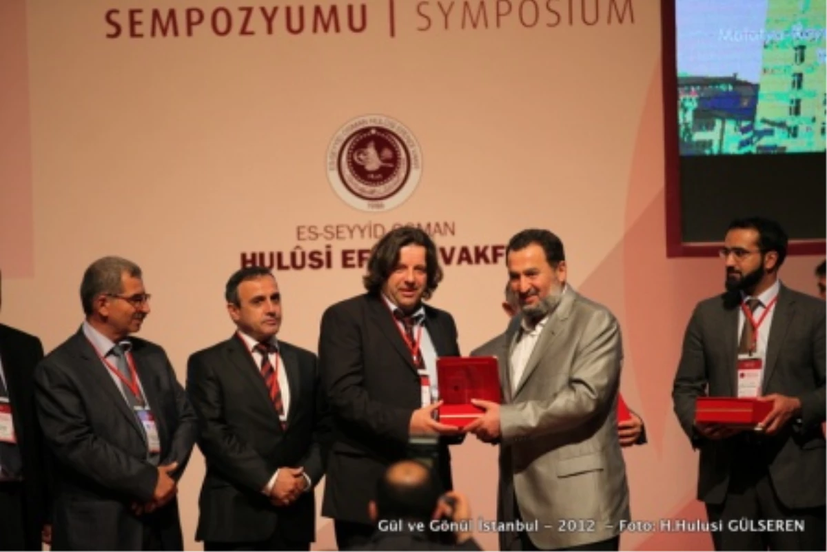 Sempozyum İstanbul\'da Başladı