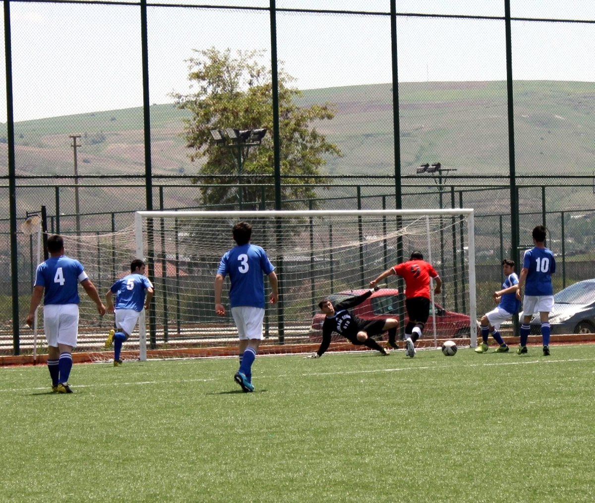 Yıldızeli Birlikspor Şarkışla Belediyesporu 4-1 Mağlup Etti
