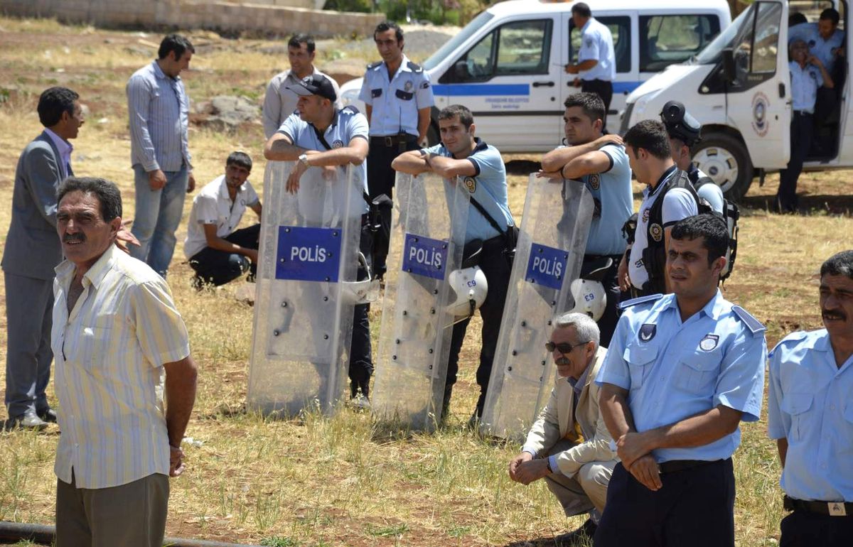 Belediye Kaçak Yapılara İzin Vermiyor