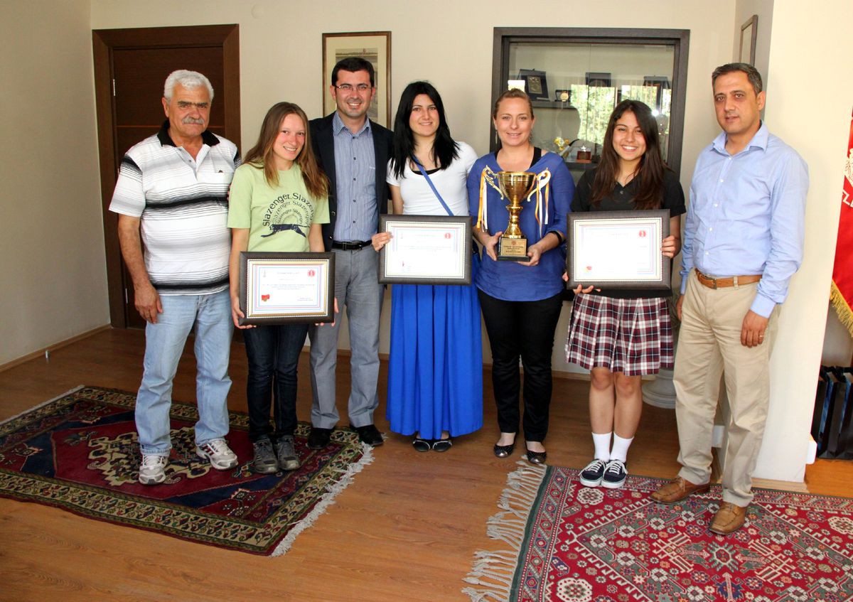Bergama Belediyespor\'da Başarılar Sürüyor