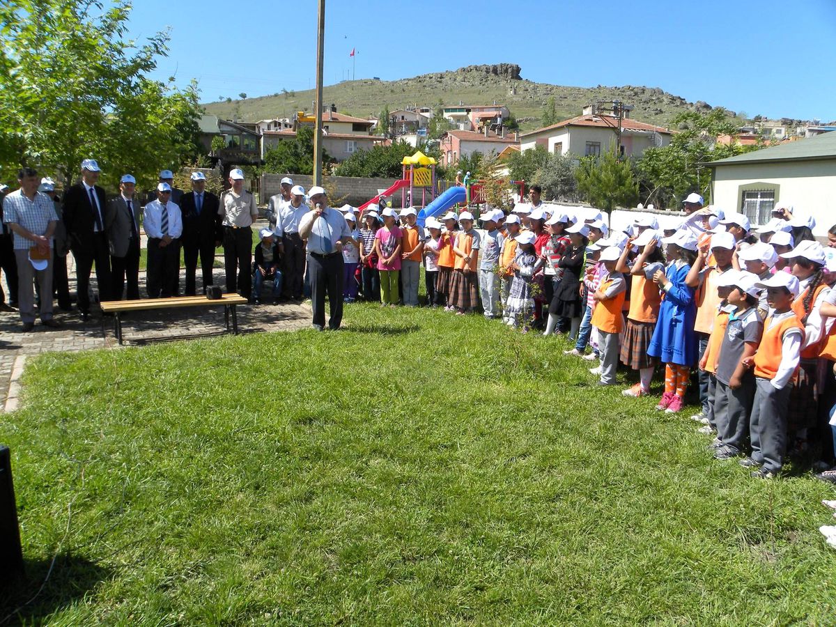 Çevre Günü\'nde En Temiz Mahalle\'de Kutlama