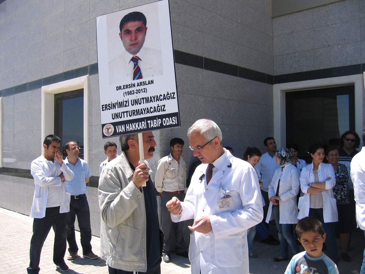 Dr. Ersin Arslan Van\'da Anıldı