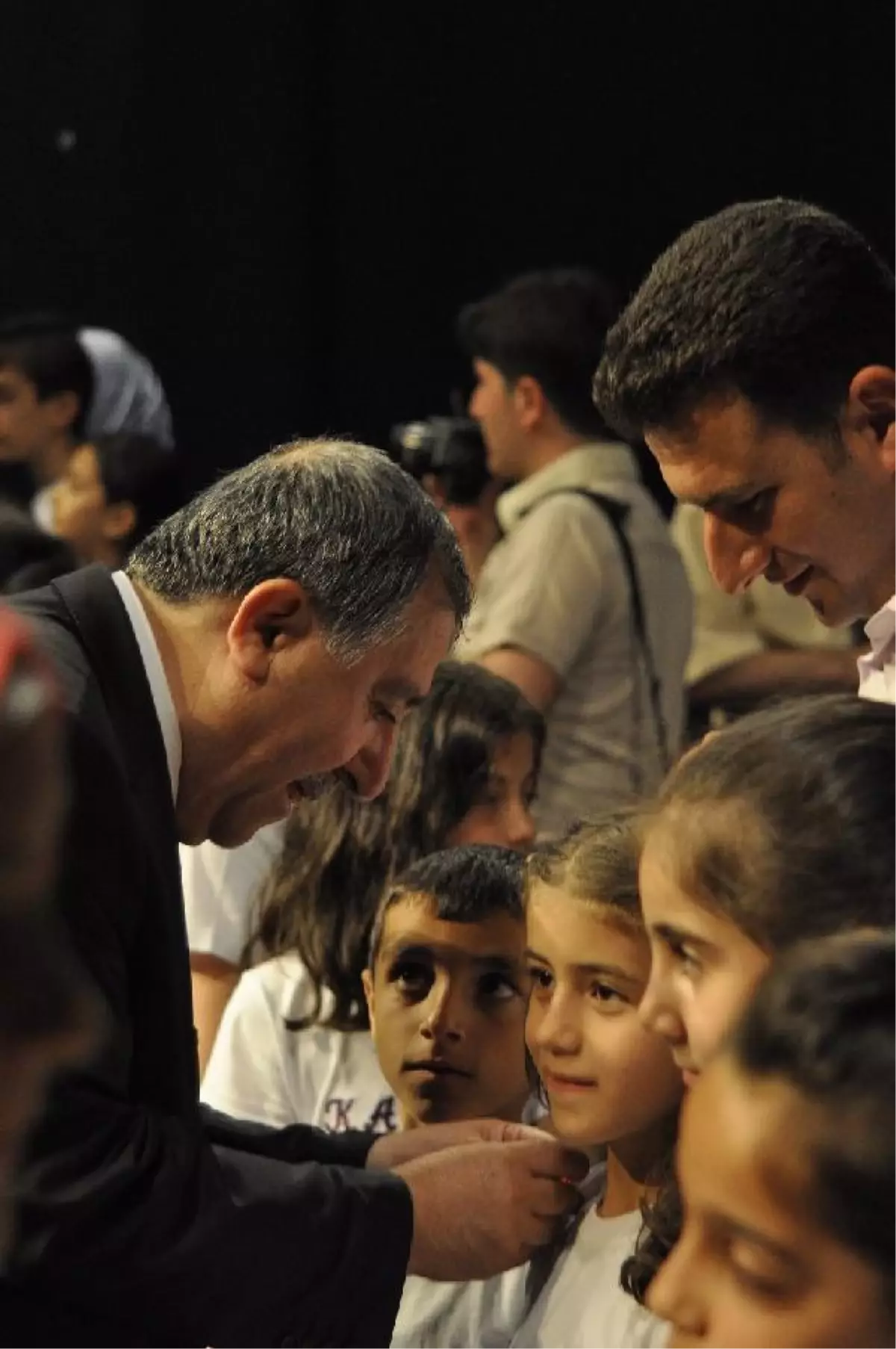 Kitap Okuma Yarışmasında 44 Öğrenciye Çeyrek Altın