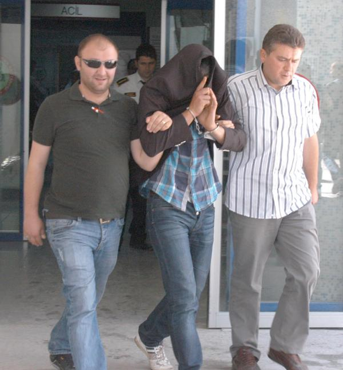 Pastanedeki Hırsızlık Güvenlik Kamerasında