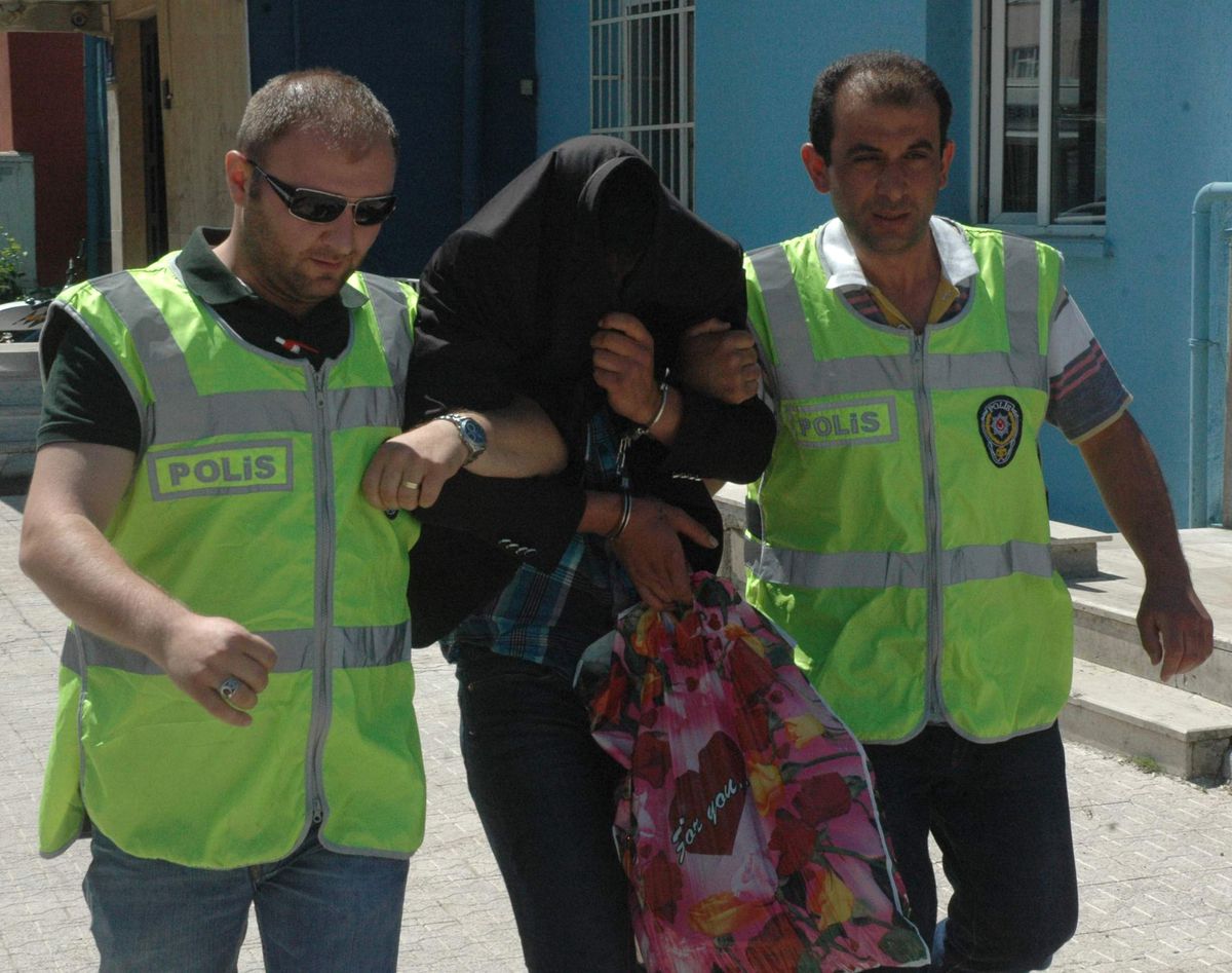 Pastaneden Hırsızlık Yapan Zanlı Yakalandı
