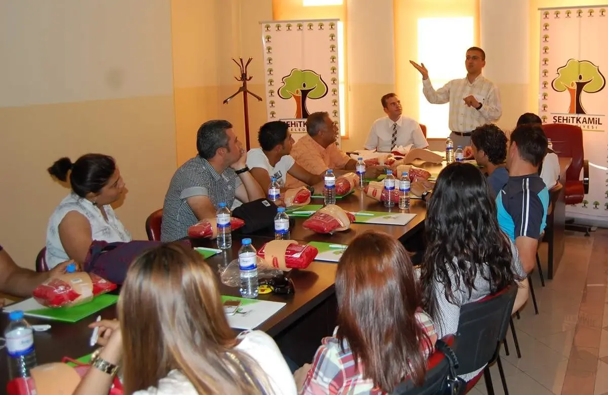 Şehitkamil\'in Antrenörleri, İlk Yardım Eğitiminden Geçti