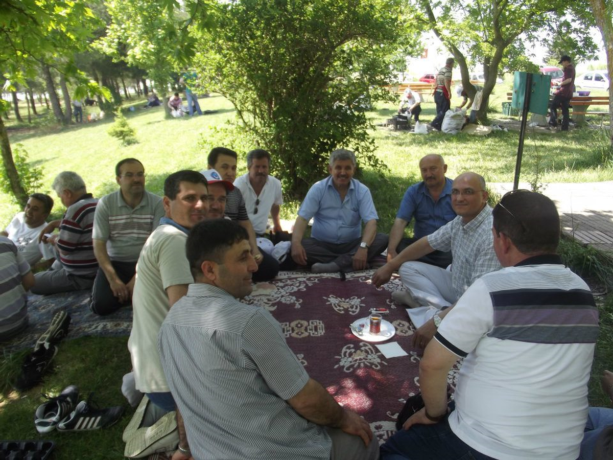 Türk Eğitim-Sen \' Den Malkara\'da Piknik Düzenledi.