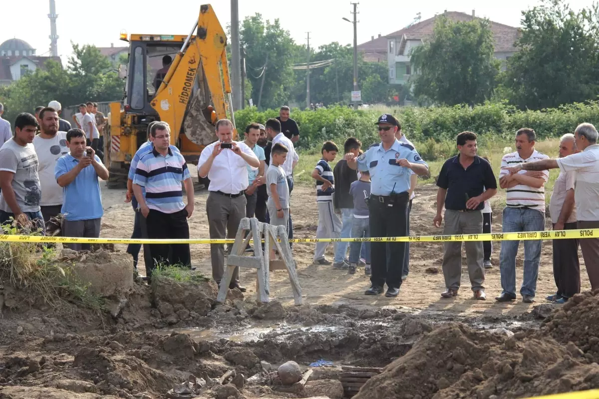 Yol Çalışmasında Mezar Çıktı