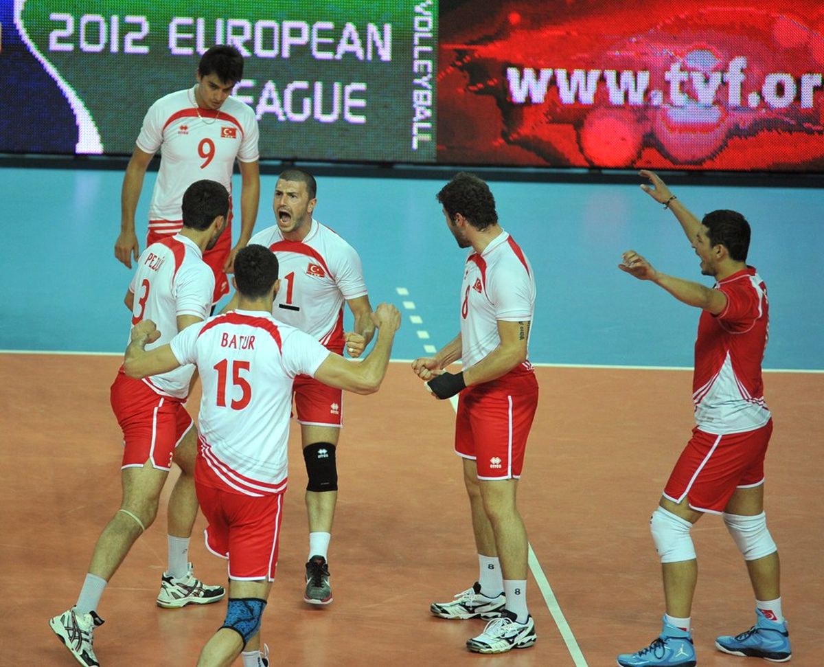 A Milli Erkek Voleybol Takımı Çek Cumhuriyeti Yolcusu