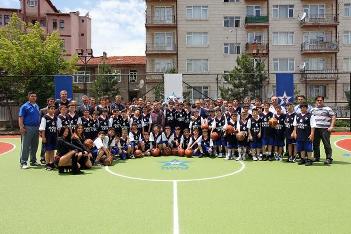 Anadolu Efes İlk Sahasını Kastamonu\'da Açtı