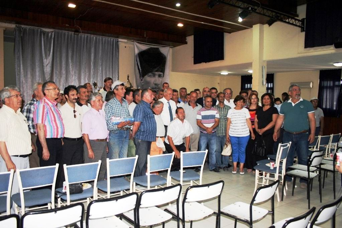 Burhaniye Belediyesi\'nde Toplu Sözleşme Sevinci