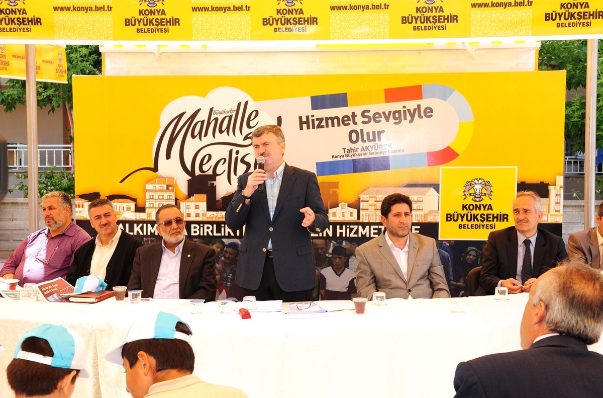 Büyükşehir Belediyesi Mahalle Meclisleri Sürüyor