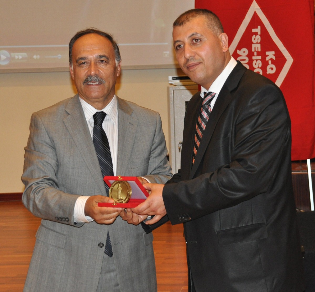 Diş Hekimliği Fakültesi Kalite Belgesini Aldı