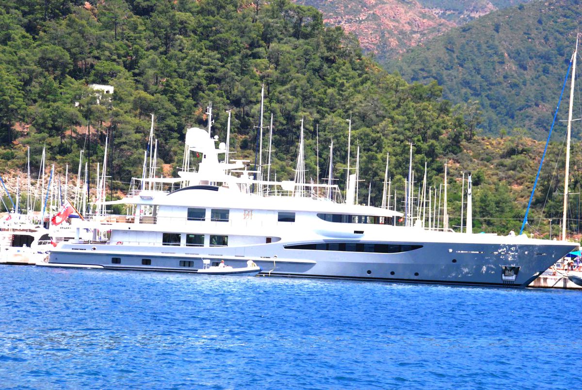 Lüks Yatlar Marmaris\'i Sevdi