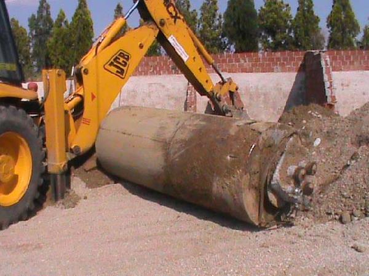 Manisa\'da 57 Bin Litre Kaçak Mazot Ele Geçirildi