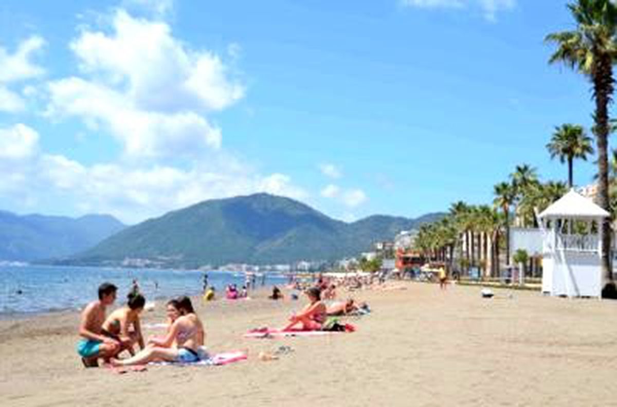 Marmaris Plajı \'Halka\' Açıldı