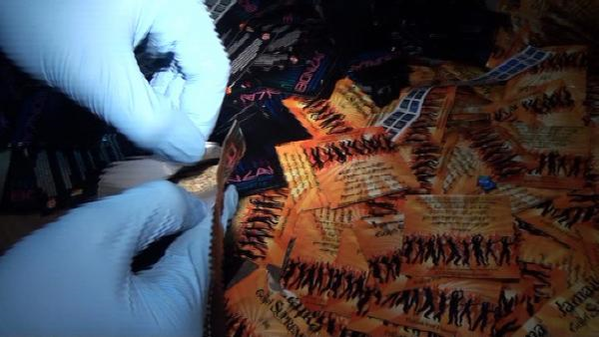 Narkotik Polis 3 Bin Paket "Bonzai" Ele Geçirdi