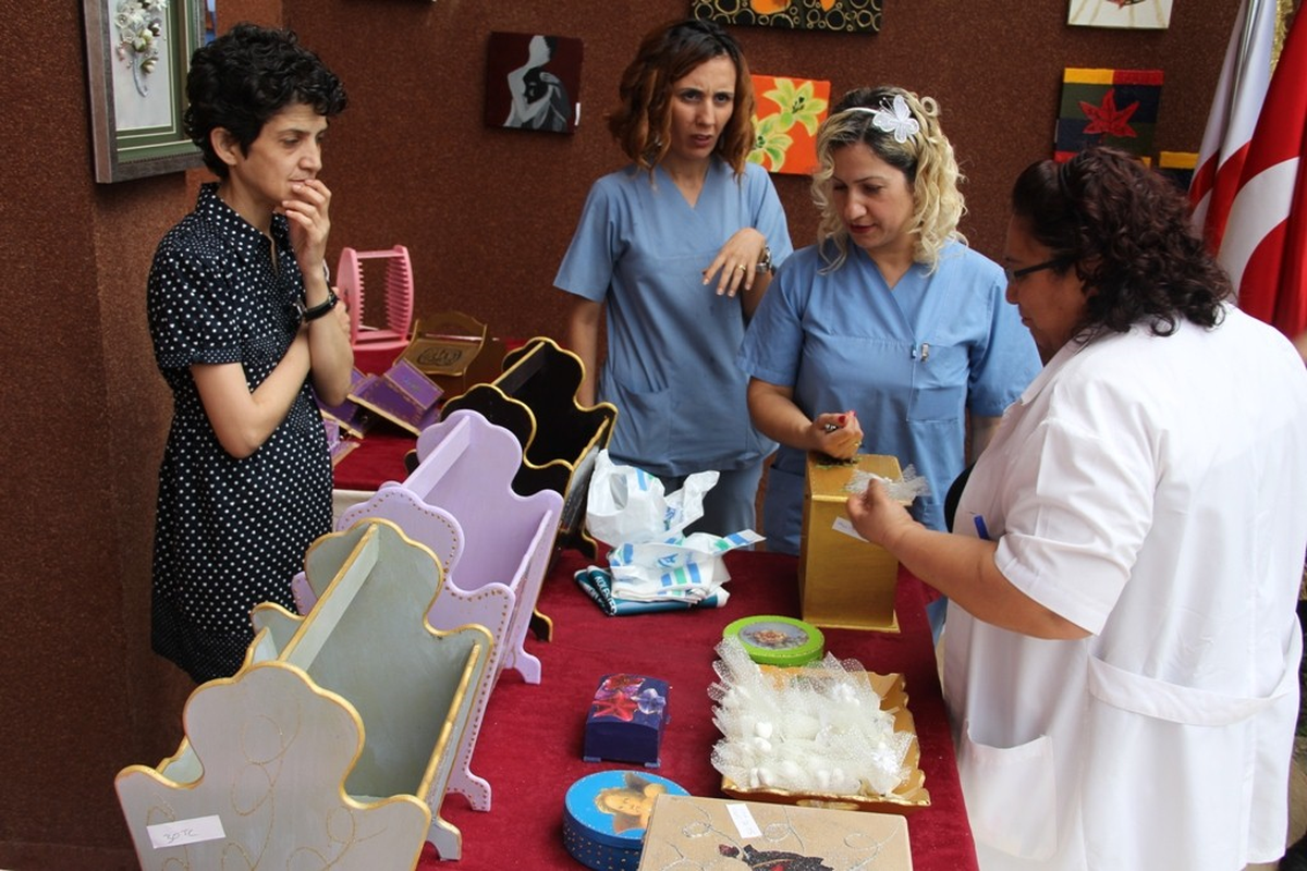 Psikiyatri Tedavisi Gören Hastalar Sergi Açtı