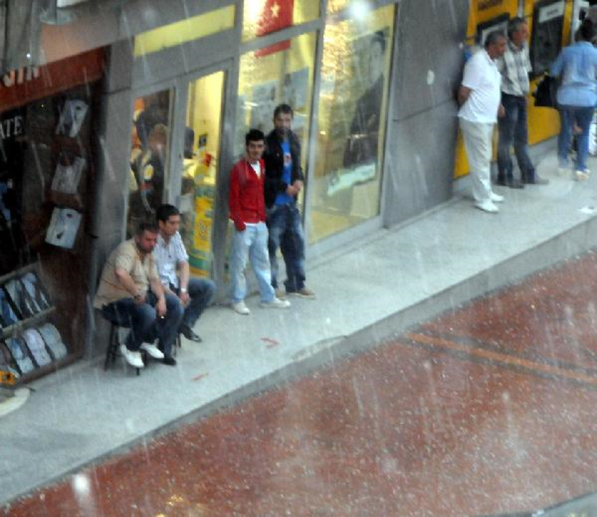 Samsun\'da Fındık Büyüklüğünde Dolu Yağdı