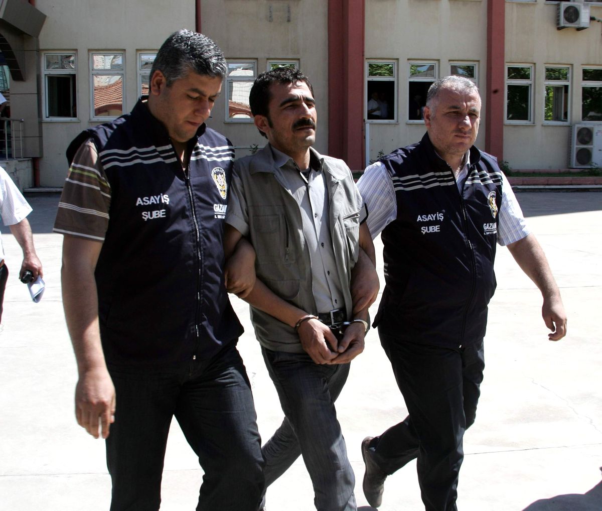 Seri Katili İstihbarat Durdurdu
