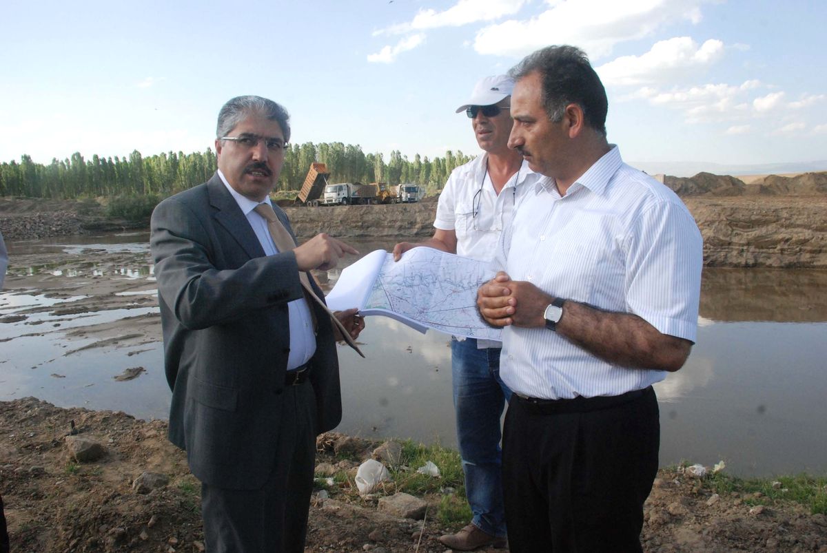 Vali Çınar Karasu Islah Projesi Çalışmalarını İnceledi