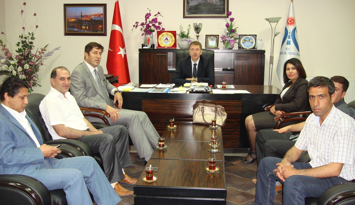 Ziraatçılar Sorunlar İçin Kurum Kurum Gezdi