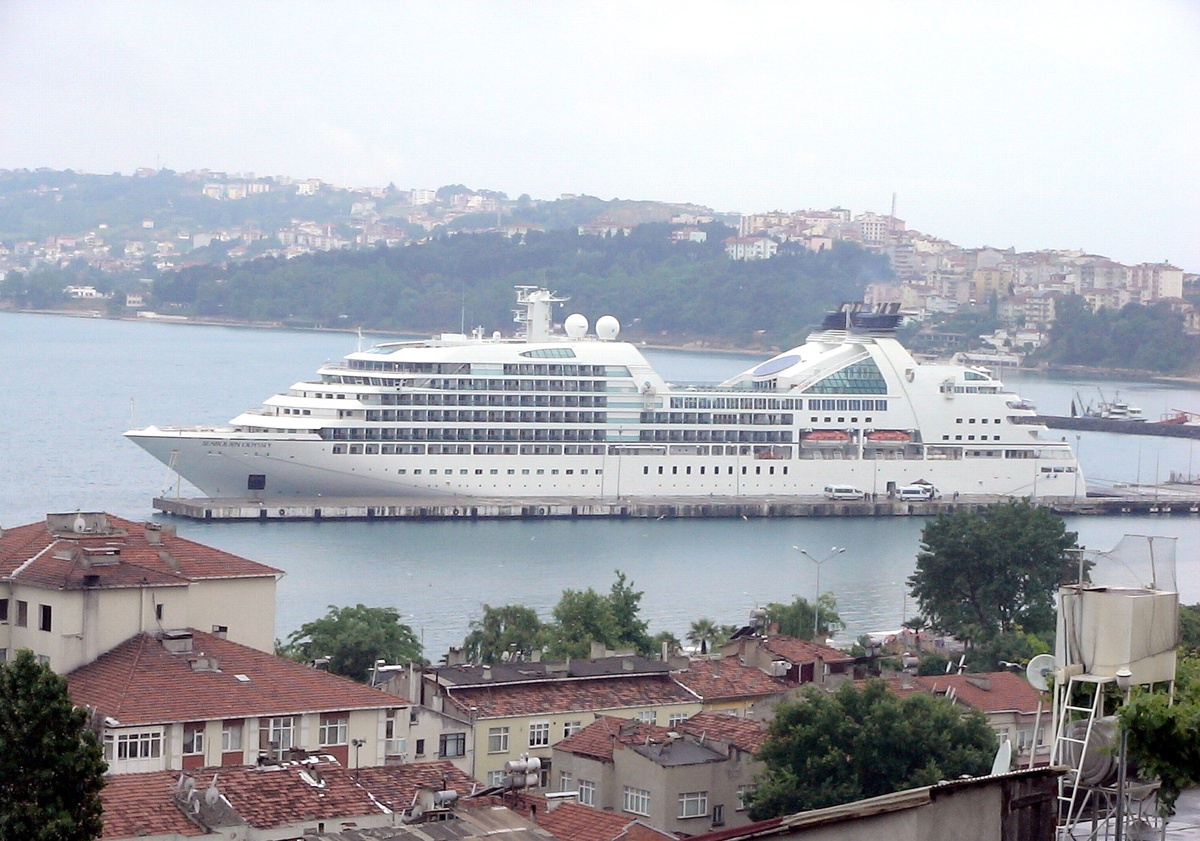 Bahama Bayraklı Turist Gemisi Sinop\'ta Demirledi