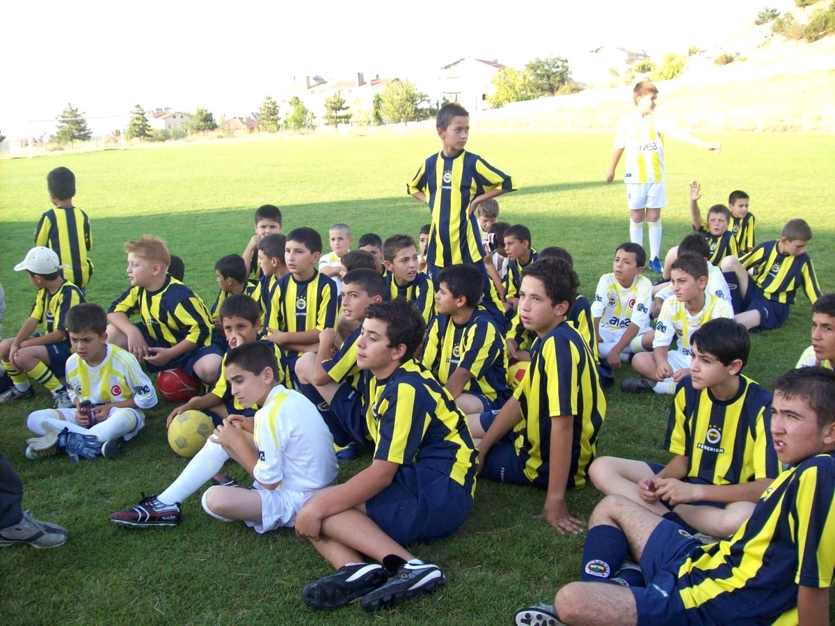 Beyşehir\'de Futbol Okulu Açılıyor