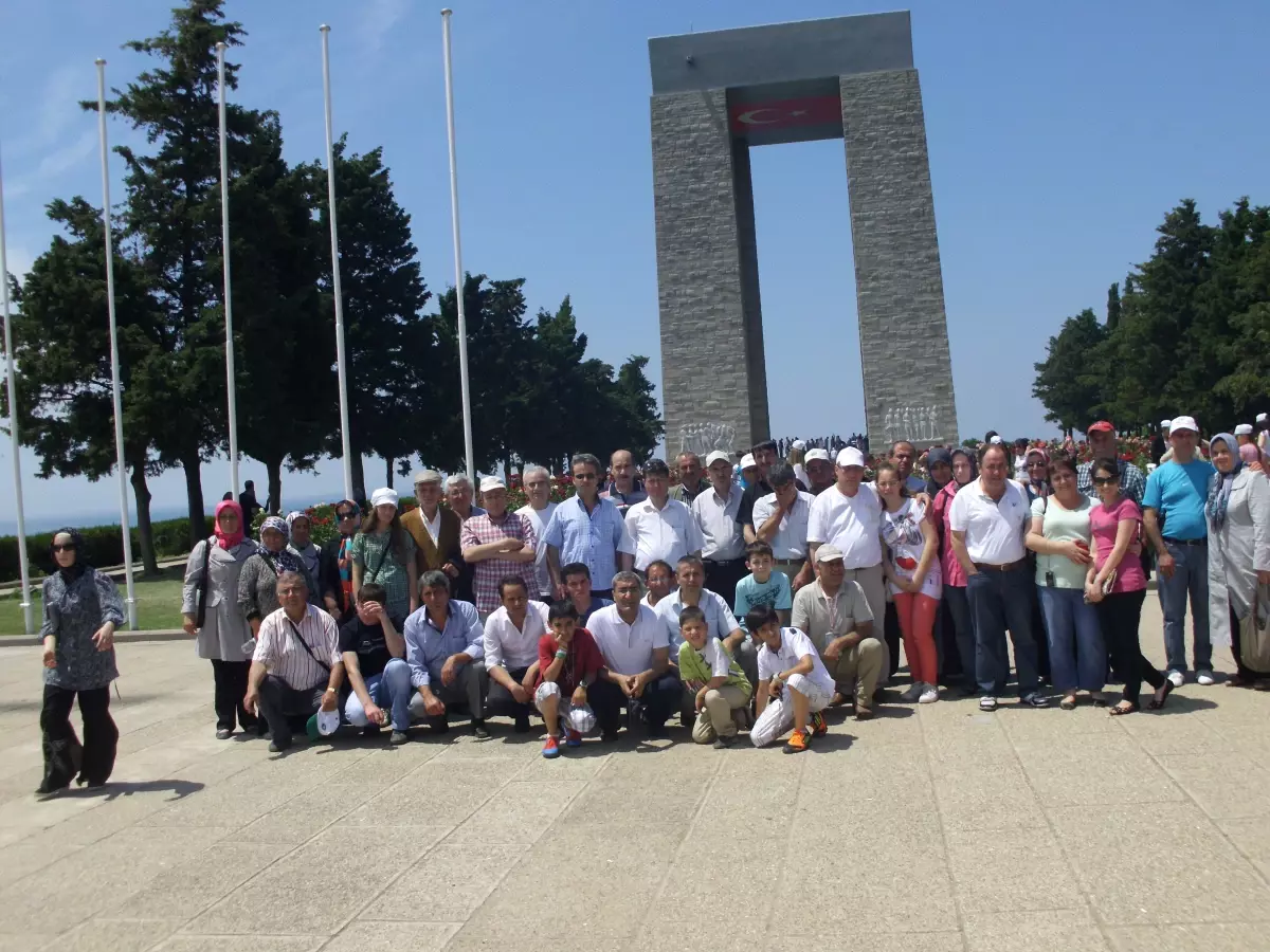 Biga Kahveciler Odası\'ndan Şehitliğe Gezi