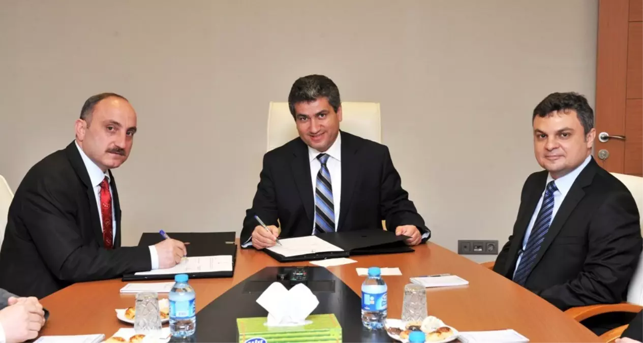 Bilim Merkezi İçin İmzalar Atıldı